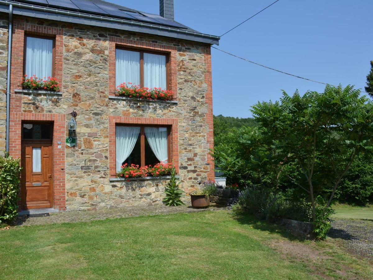 Lovely Holiday Home In Daverdisse With Terrace Exteriér fotografie
